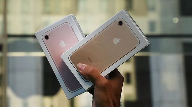 繼續(xù)挖坑 蘋果承認(rèn)高通版iPhone 7下載速度設(shè)限