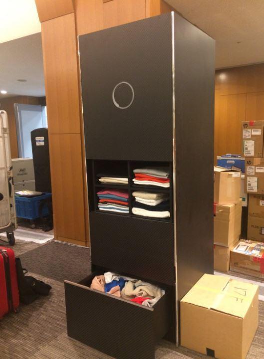 松下投資的折衣服機(jī)器人明年初開售 折一件襯衣十分鐘