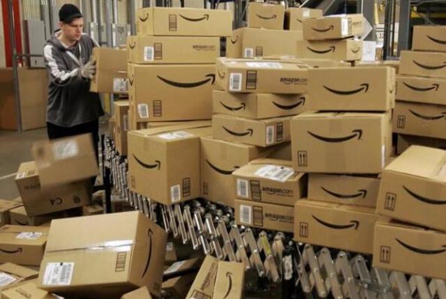 貝索斯要哭 大批飛行員罷工將毀掉亞馬遜假日購(gòu)物季物流