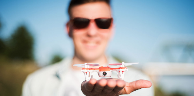 無人機走向平民化、智能化，大疆遭遇“口袋”革命？