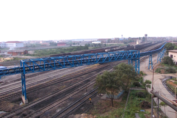 <a href=http://www.zwbjp.com.cn target=_blank class=infotextkey>帶式輸送機(jī)</a>