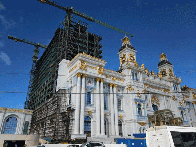 中聯(lián)重科起重機3