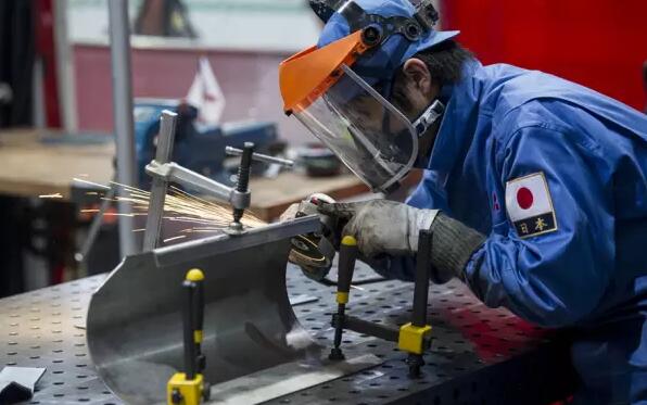 日本企業(yè)遭遇嚴(yán)重用工短缺