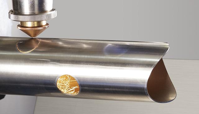 激光切割機價格2018年怎么變？且看國產(chǎn)激光器