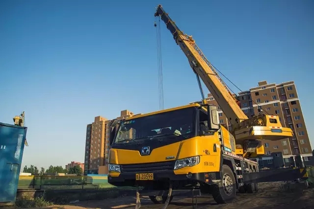 徐工起重機械4.webp