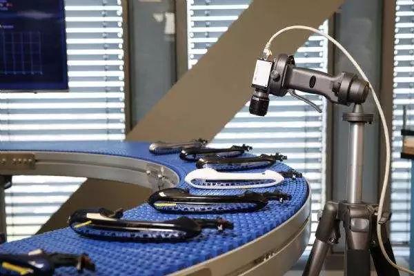 人機(jī)協(xié)作時(shí)代新要求：電動(dòng)夾具