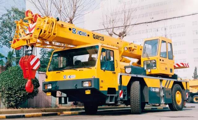 【流金歲月】新中國(guó)第—臺(tái)5噸汽車起重機(jī)在這里誕生